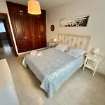 A Pie De Playa Con Amplia Terraza