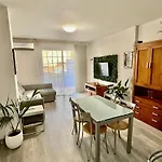 Apartmán A Pie De Playa Con Amplia Terraza *