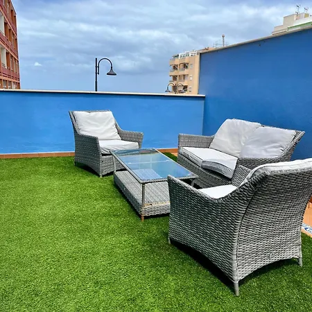 A Pie De Playa Con Amplia Terraza