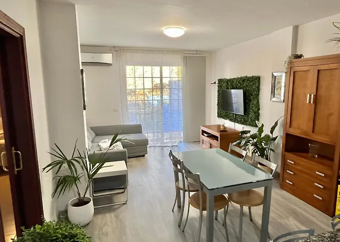 Apartamento A Pie De Playa Con Amplia Terraza