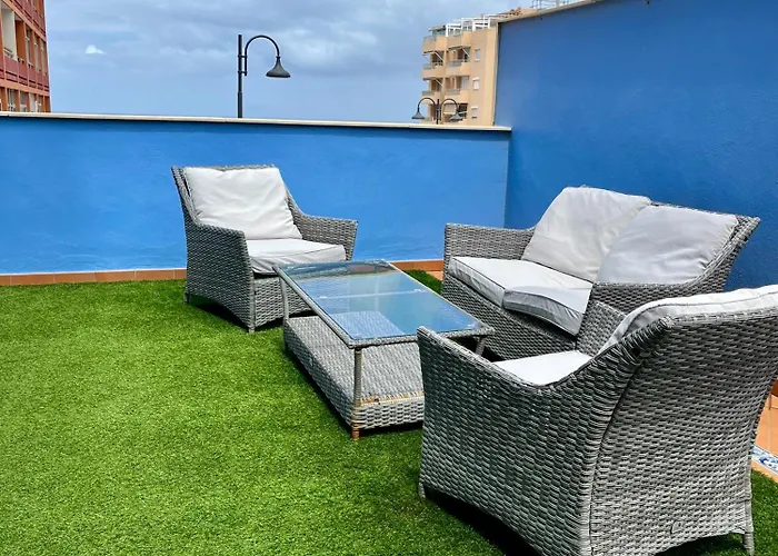 A Pie De Playa Con Amplia Terraza